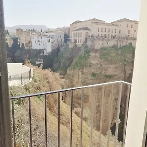  Apartment Singular